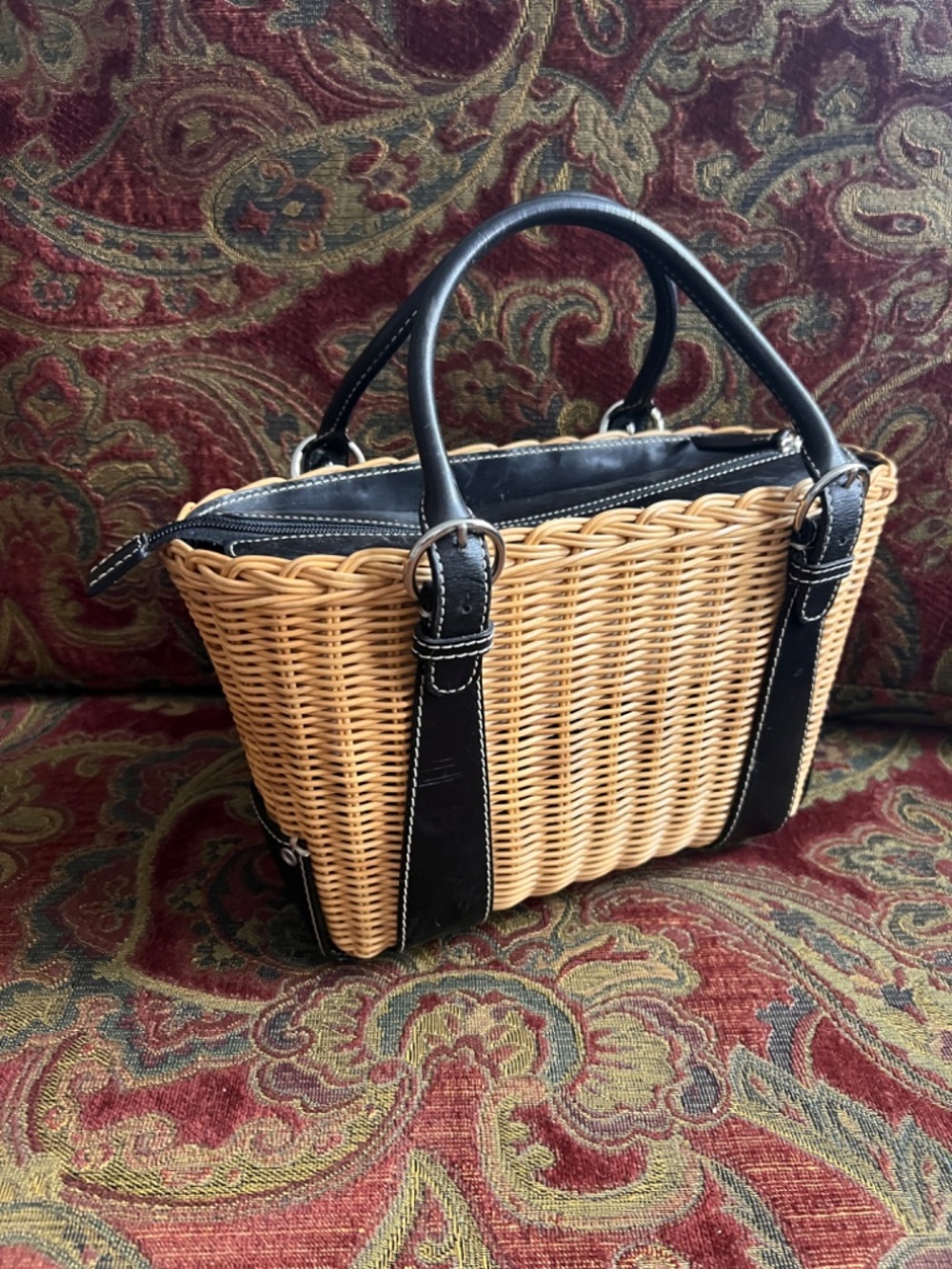 Vintage Ann Taylor vintage wicker/leather hand crossbody bag RARE!